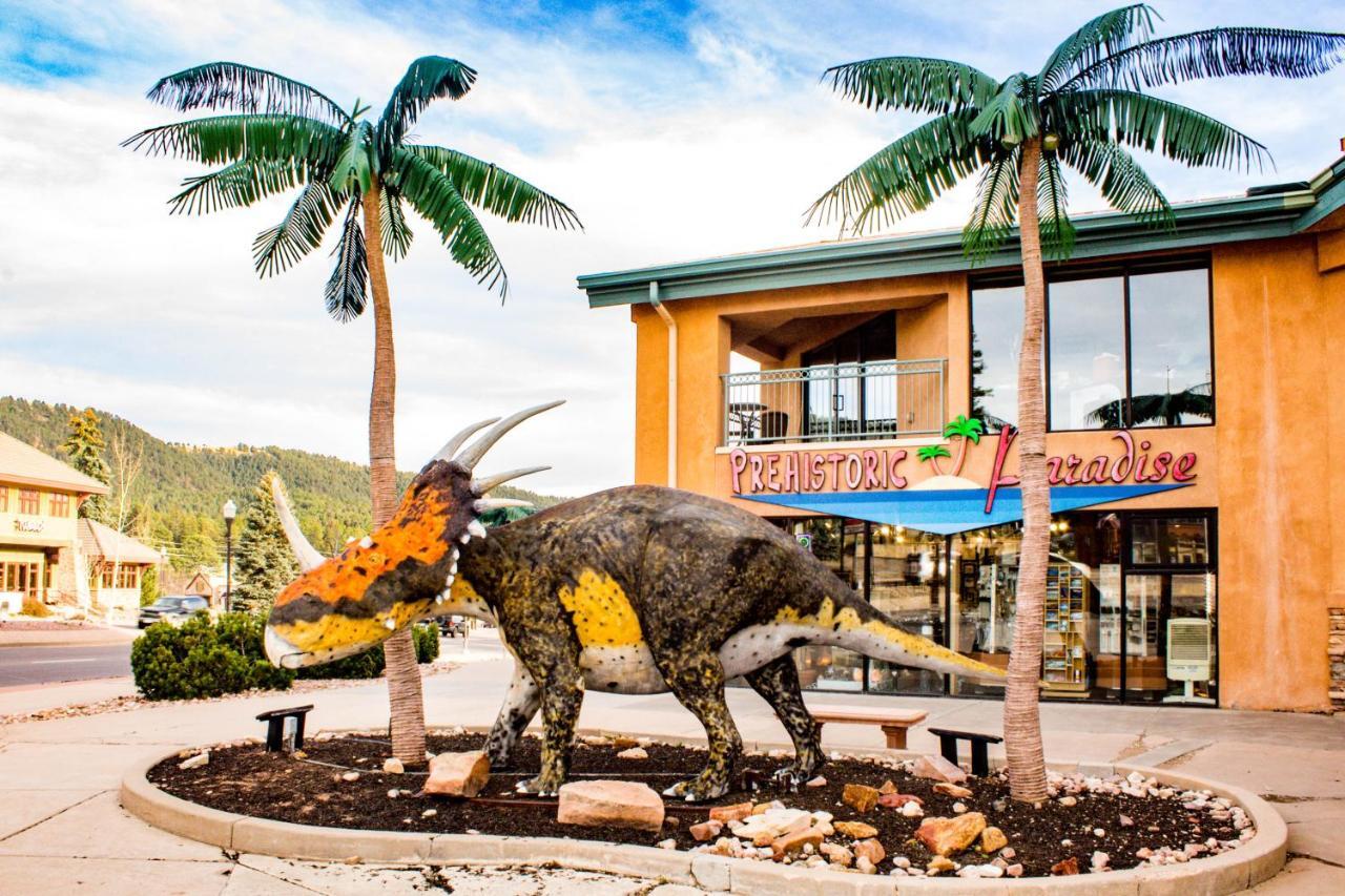 Timber Wolf Woodland Park Exterior foto