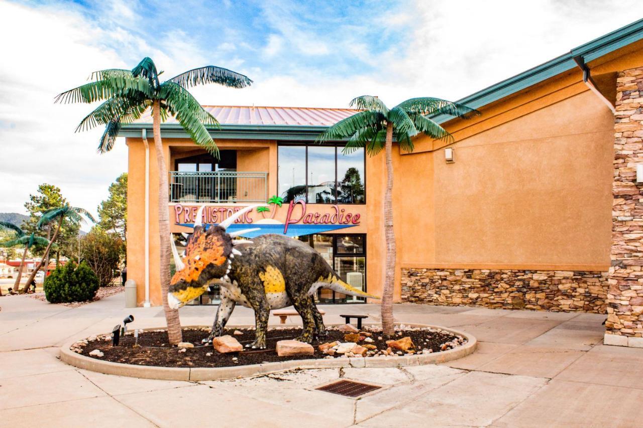Timber Wolf Woodland Park Exterior foto